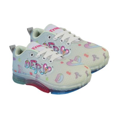 Tiny-7-kids-spoert-3