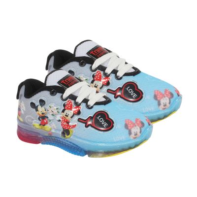 Tiny-8-kids-spoert-3